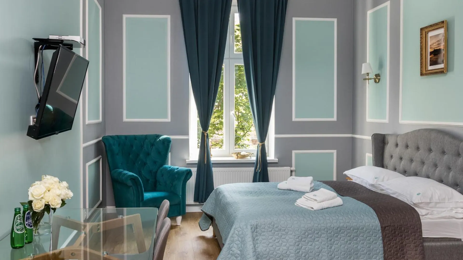 Karmelicka Stylish Apartments In Cracow By Noclegi Renters Krakow