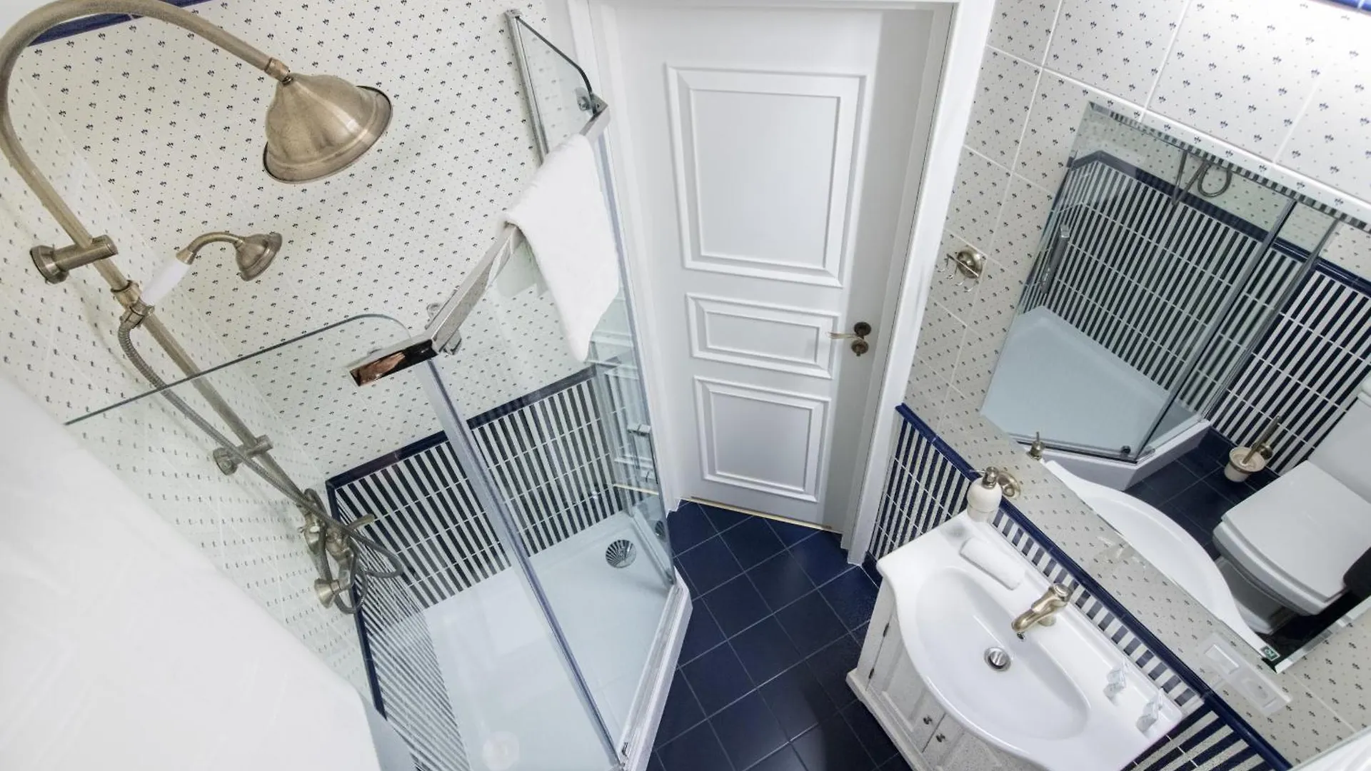 Karmelicka Stylish Apartments In Cracow By Noclegi Renters Krakow