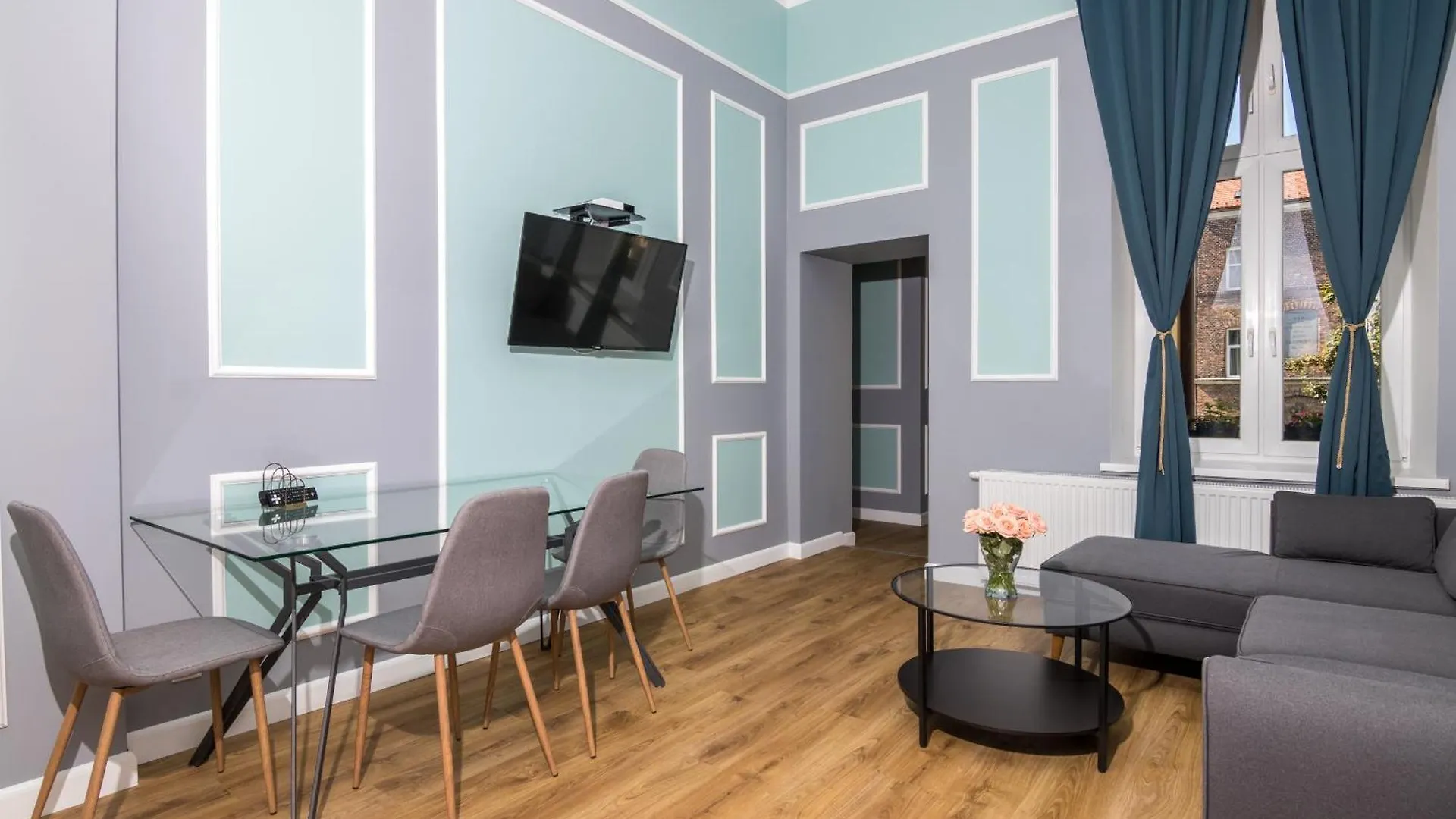 Karmelicka Stylish Apartments In Cracow By Noclegi Renters Krakow Poland